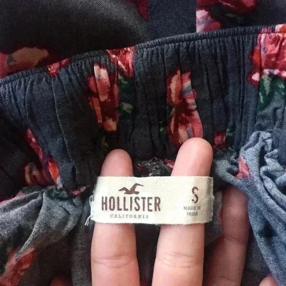 Hollister Gray Red Pink Floral Circle Skirt - Picture 6 of 6